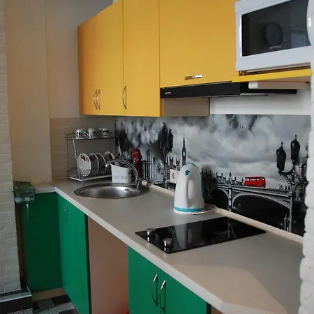 Green Apple Hostel-3