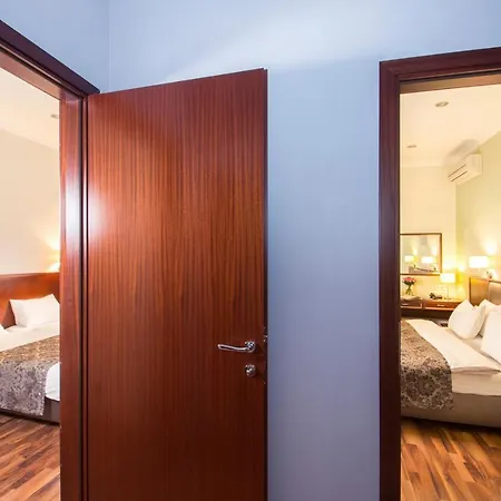 Flatlux Apartments-2