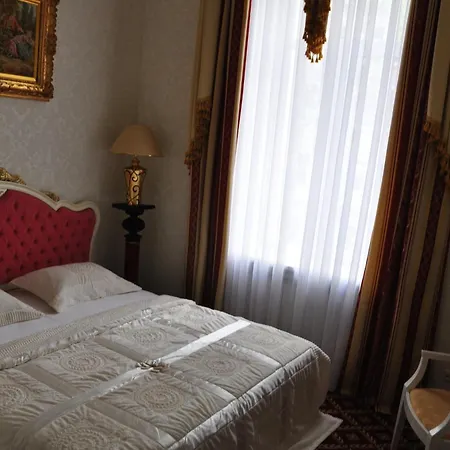 Queen Valery Hotel-2