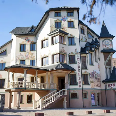 Baron Spa Hotel - Museum Yaremche-2
