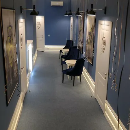 E4 Hotel-2