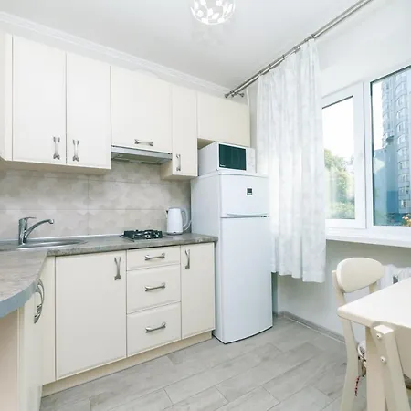 New Apartment On Starokyivska 1/5-3