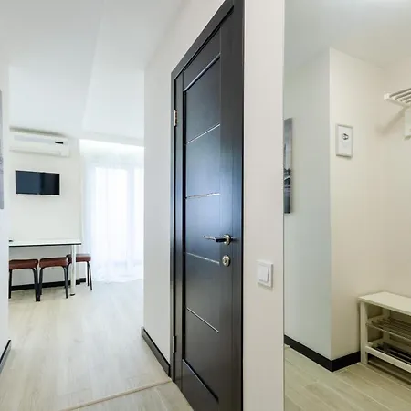 Artal Apartment On Obolonsky Avenue 31-2