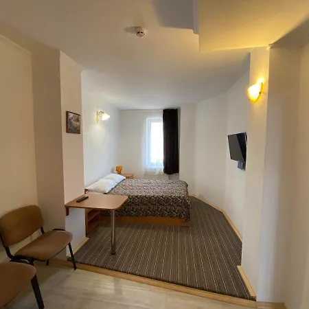 Autopark Hotel-2