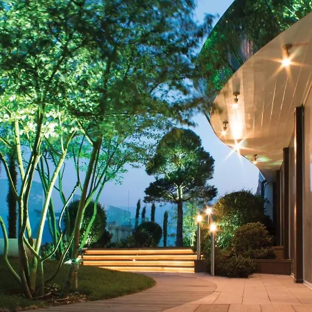 Royal Tower Luxurious Smart Residence (4)-3