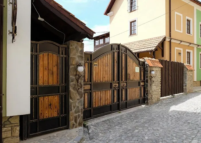 Готель ГостеріяOld Town Кам'янець-Подільский