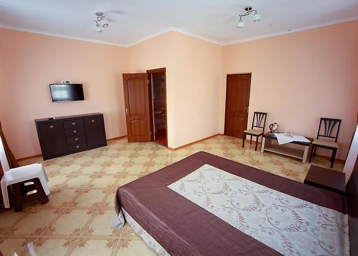 Afina Hotel Бердянськ