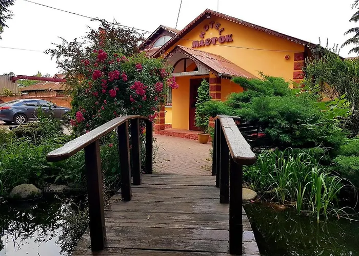Готель-Маєток Липини