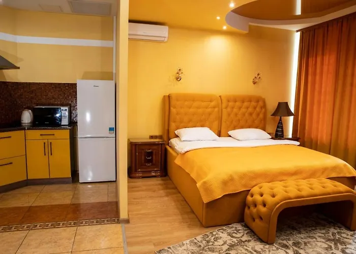 Seven Eleven Apartment Hotel In Most City Дніпро