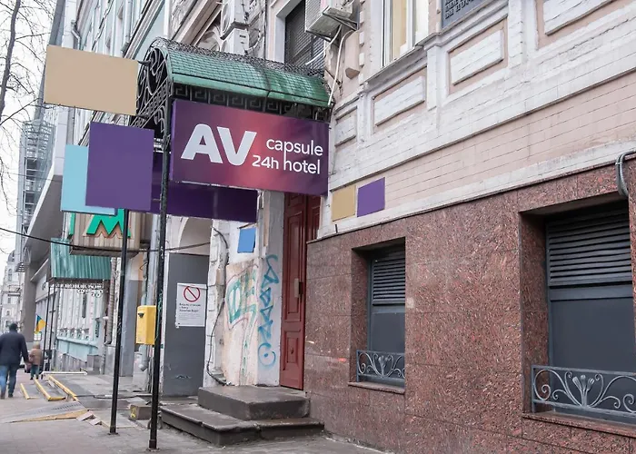 Av-2 Capsule Hotel Київ