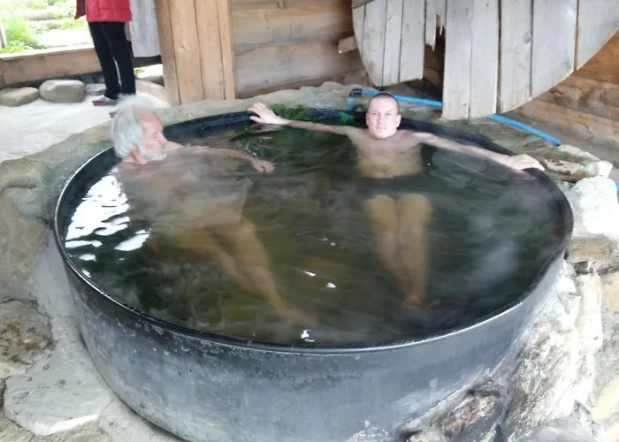 Садиба Карпатський Рай Шешори