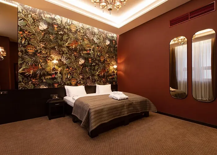 Tsunami Spa Hotel Дніпро