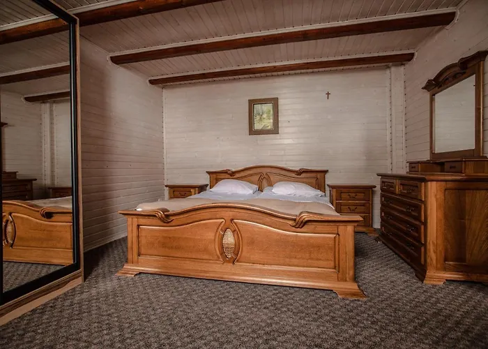 Dovbushanka Hotel Буковель