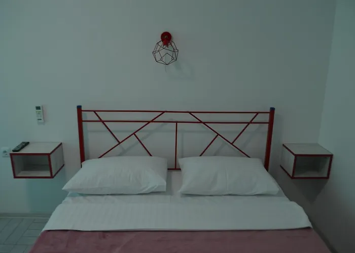 Bossa Inn Залізний Порт