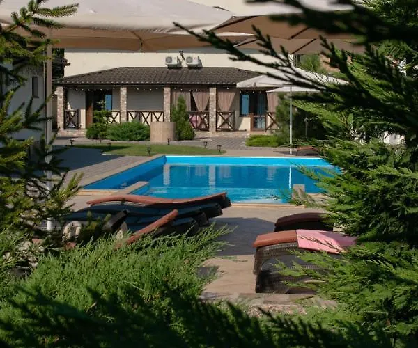 Oasis Family Apartments Санжійка