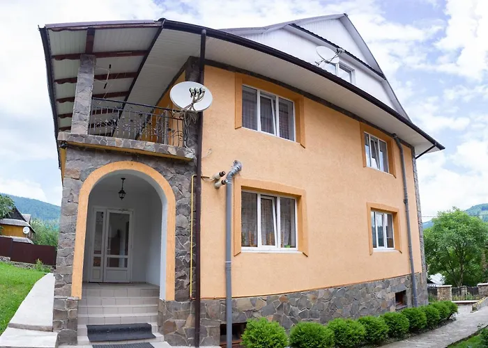 Alma Guest House Яремче