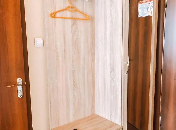 Kontinent Hotel Мукачево