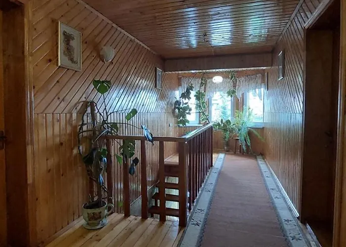 Готель Біля Погару Славське