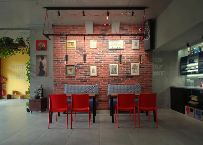 Cubby Hotel Львів