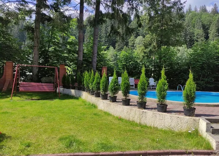 Готель Лелеч Татарів