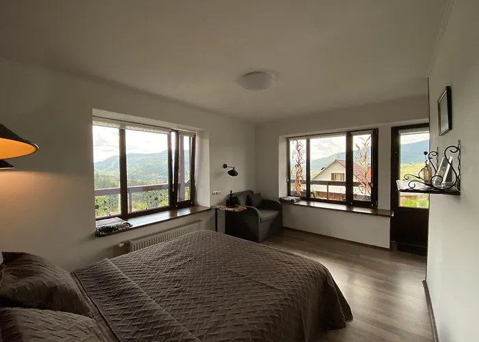 Agora Chalet Славське