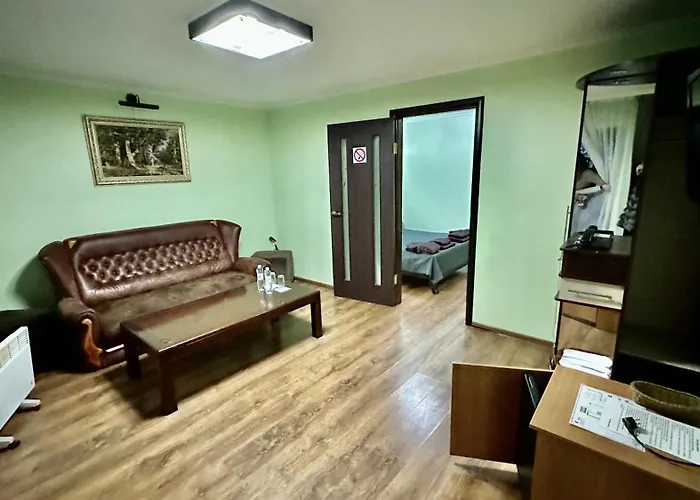 Petrovskyi Brovar Бровари