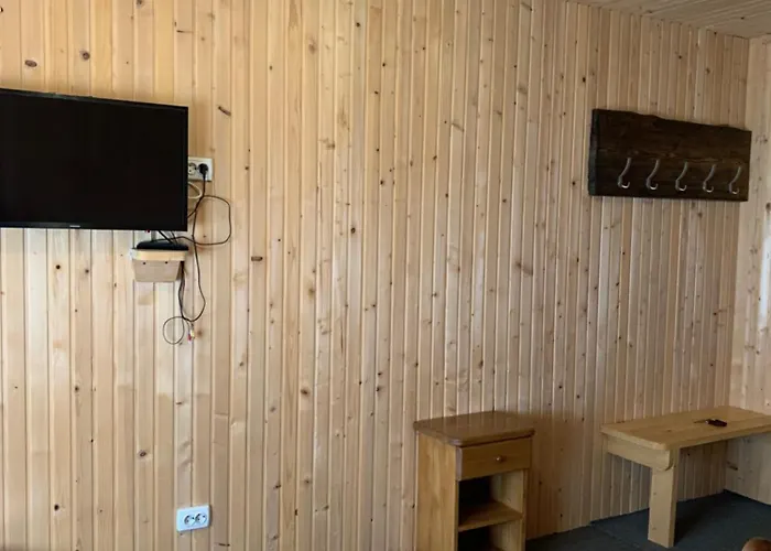 Hotel Novoe Shale Яблуниця
