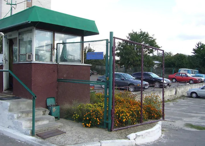 Hotel Profspilkovyi Луцьк