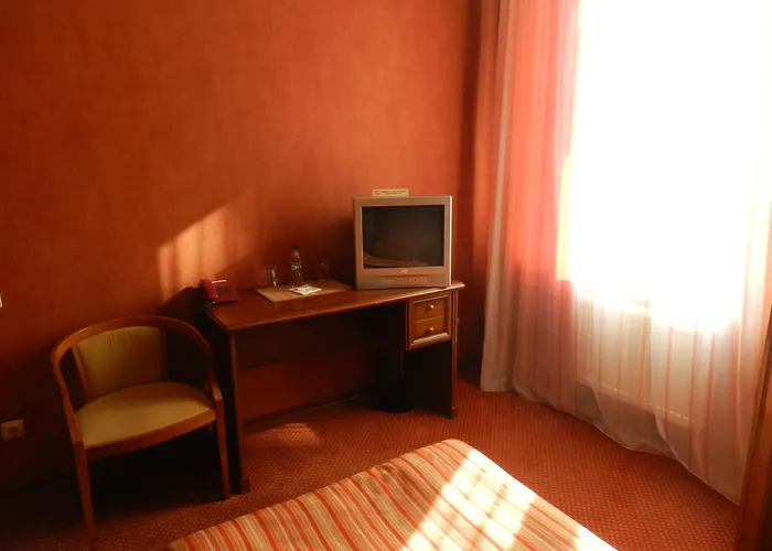 Hotel Muskat Херсон