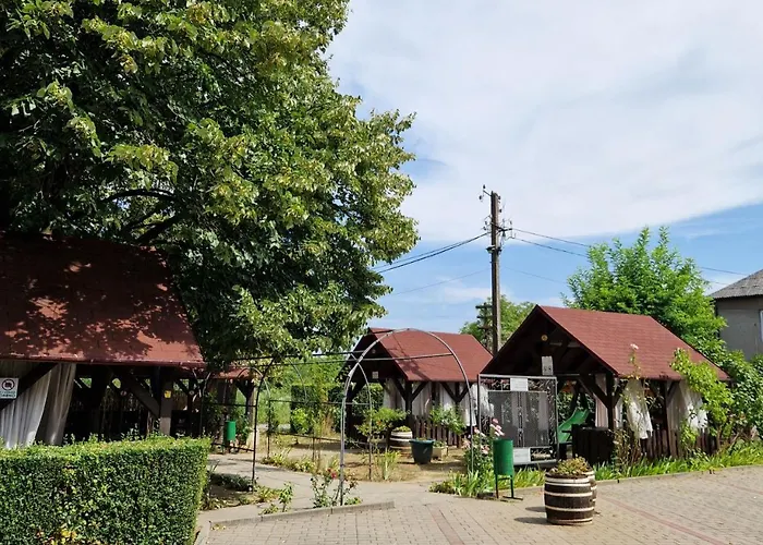 Готелі в Яноші