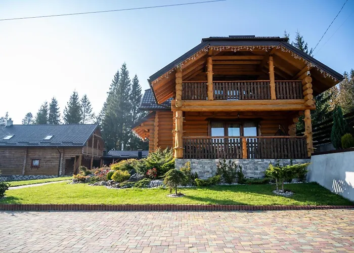 Kisva Hotel Яблуниця