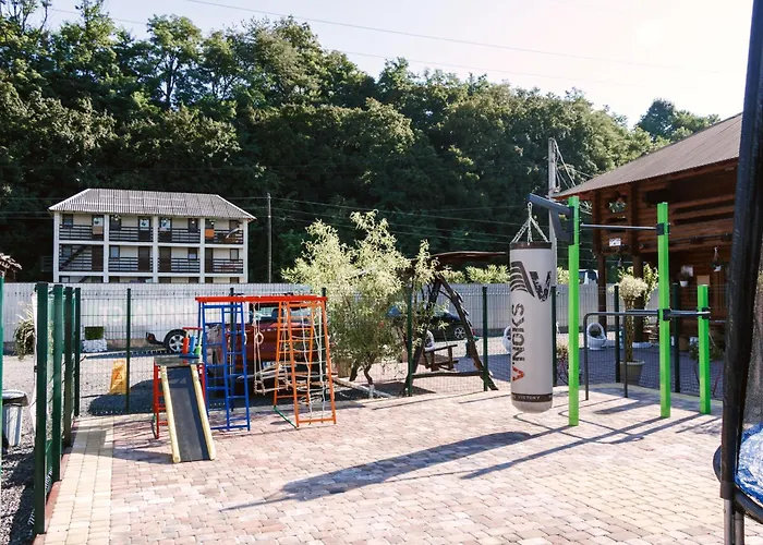Hotel Bilyi Aist Солотвино