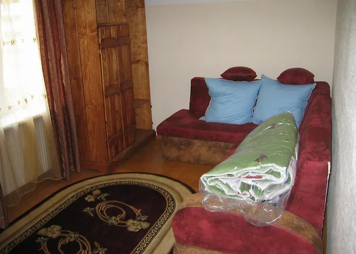Chagari Hotel Берегове