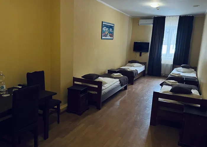 Etna Hotel Lviv