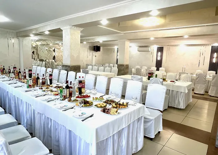 Sadyba Magnat Hotel Делятин