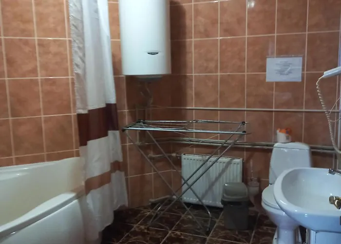 Садиба Коренюки Татарів