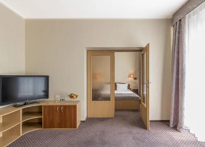 Mariot Medical Center Hotel Трускавець