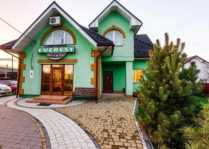 Everest Івано-Франківськ