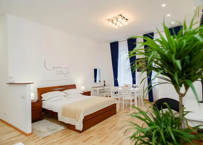 M&M Aparthotel Vip Суми
