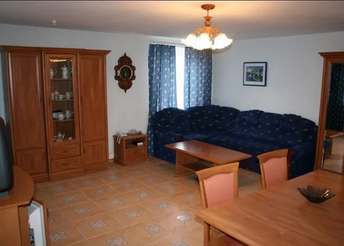 Zhovtnevyi Hotel Vinnytsia
