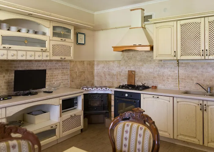 Semeyny Guest House Ужгород