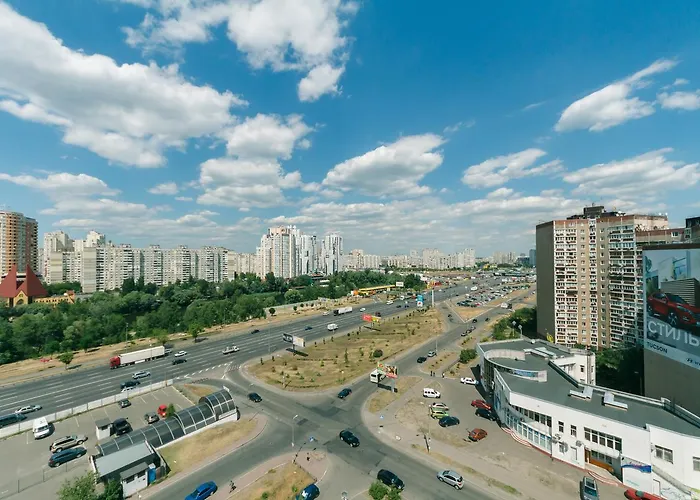 Boutique Apartment Poznyaky-Bazhana Kiev
