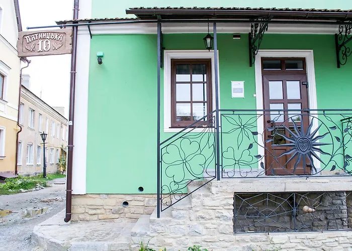 Home Hotel Кам'янець-Подільский