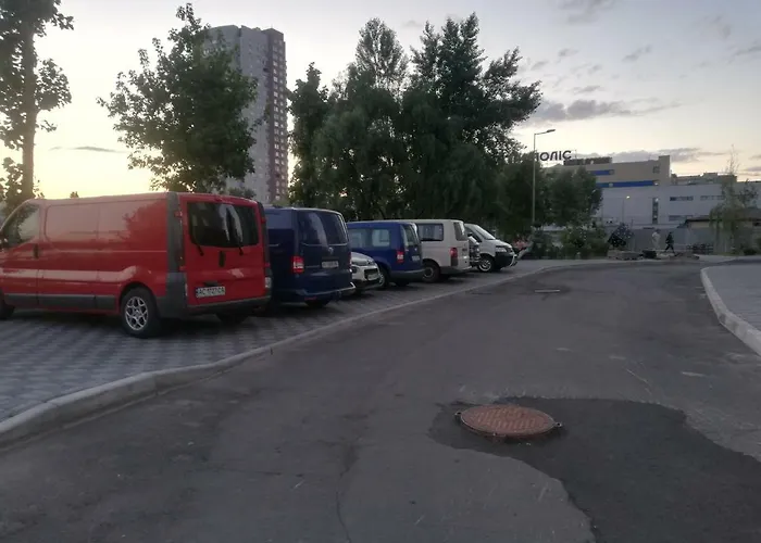 Готель Obolonsky Київ