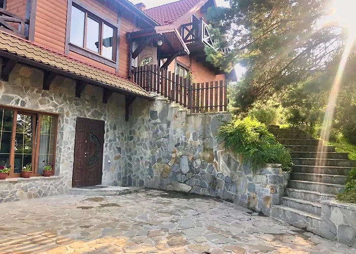 Nad Prutom Apartment Татарів