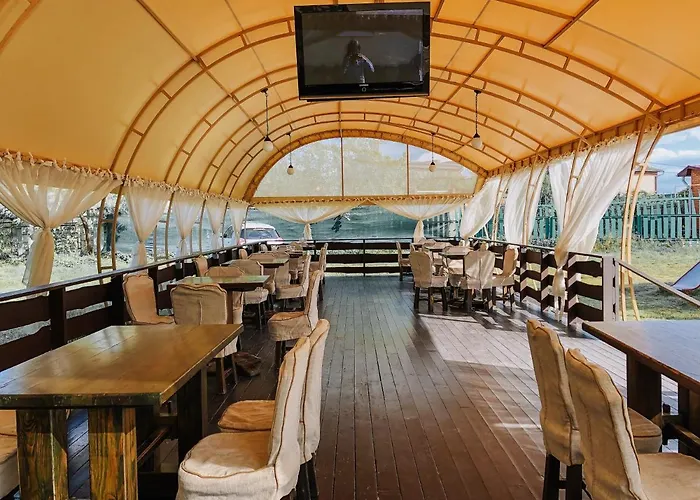 Zolotoy Bereg Hotel Затока